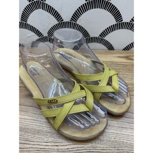 GH Bass Sunjuns Sharon Lime Green Leather Flip Flop Sandals‎ SIZE 9M